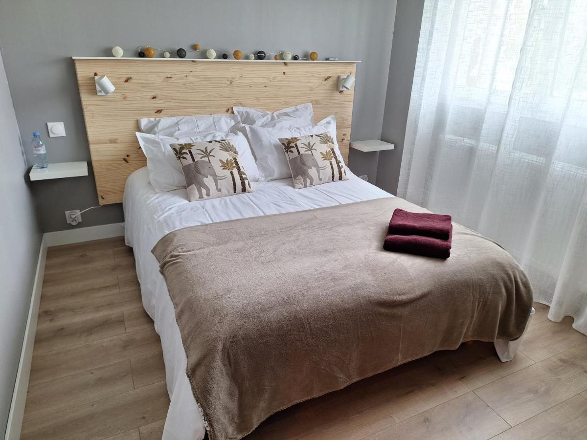 Le Pre Du Buis Bed & Breakfast Yvre-l'Eveque Ngoại thất bức ảnh