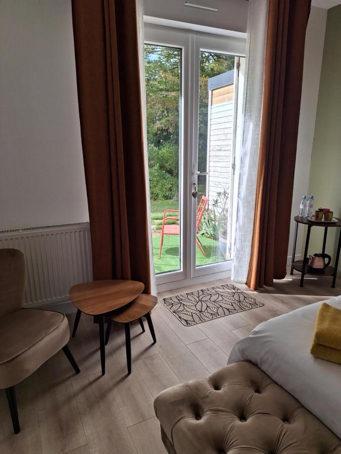 Le Pre Du Buis Bed & Breakfast Yvre-l'Eveque Ngoại thất bức ảnh